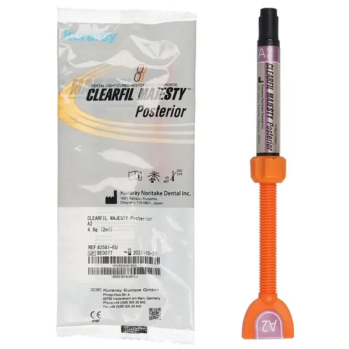 Kuraray Clearfil Majesty Posterior Kompozit Refil A2